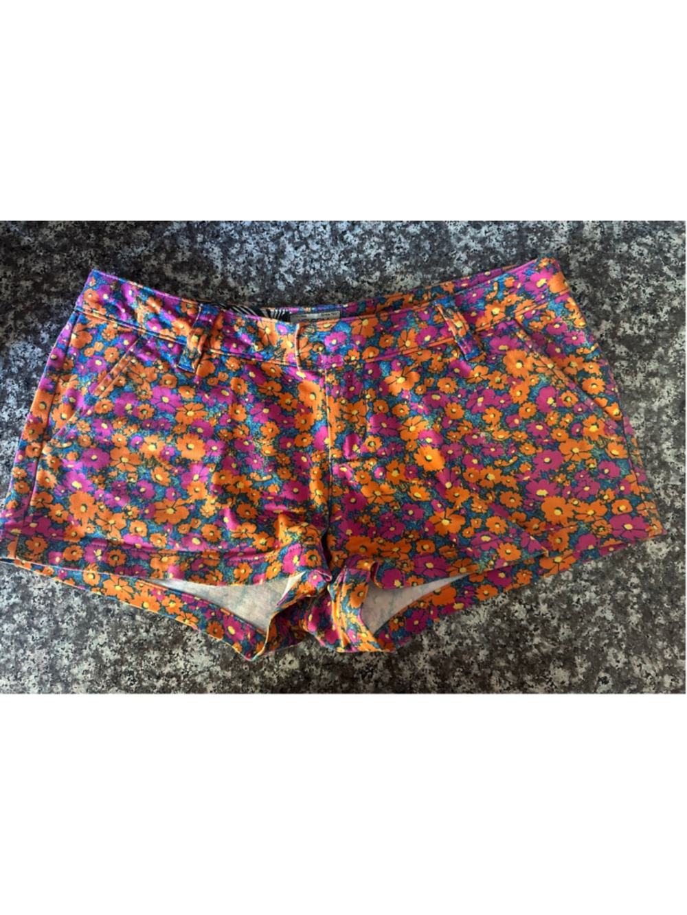 Women's Volcom Floral Shorts Size 5 Orange Pink